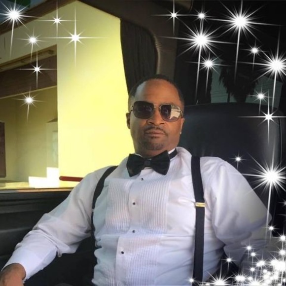 Profile Picture of William Kevin (@william_kevin) on Poshmark