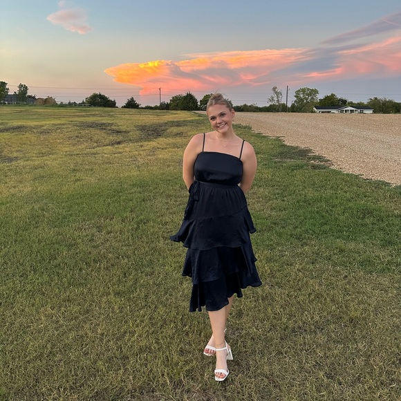 Profile Picture of Kenzlee Conatser (@kenzleeconatser) on Poshmark