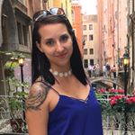 Profile Picture of Stephanie Larsen (@itsstepuhknee) on Instagram