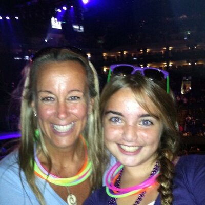 Profile Picture of Kathleen Weinstein (@Sevenseasmom) on Twitter