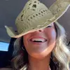 Profile Picture of casey 🙌 (@casey.courson) on Tiktok