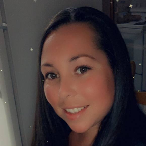 Profile Picture of Meka Jackson (@mekajackson195) on Poshmark