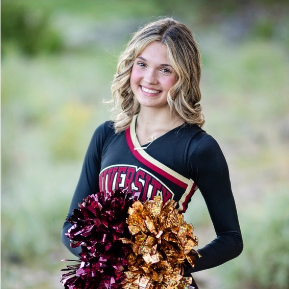 Profile Picture of Adrina Keplinger (@adrinakeplinger) on Poshmark