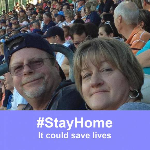 Profile Picture of Donna Hull (@dhull1228) on Poshmark