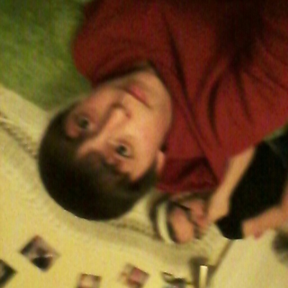 Profile Picture of John Feeley (@jfeeley__) on Poshmark