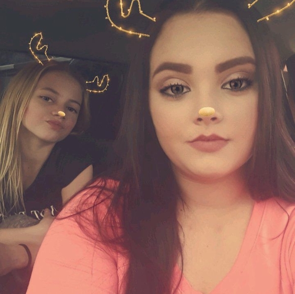 Profile Picture of Brandi Maltba (@brandimaltba) on Poshmark