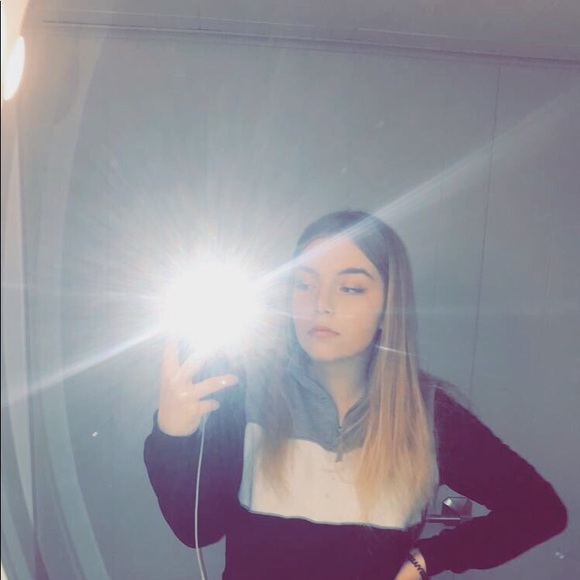 Profile Picture of Allysa Lebold (@allysalebo04) on Poshmark