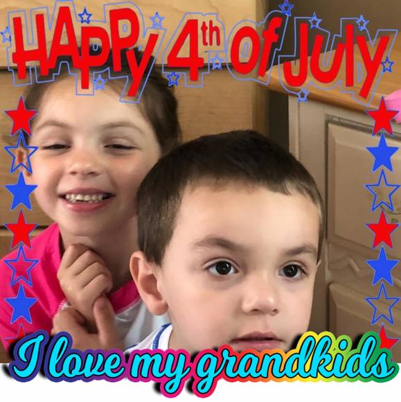 Profile Picture of Anne Chouinard (@anneshoppee) on Poshmark