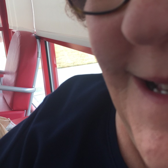 Carol Donarski - Poshmark Profile Picture of Carol Donarski (@chinka717) on Poshmark