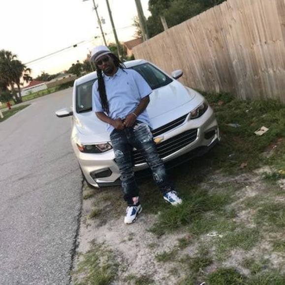 Profile Picture of Christopher Phillips (@liljessiep) on Poshmark