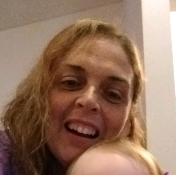 Profile Picture of Dawn Ross (@mrstrekkie) on Poshmark