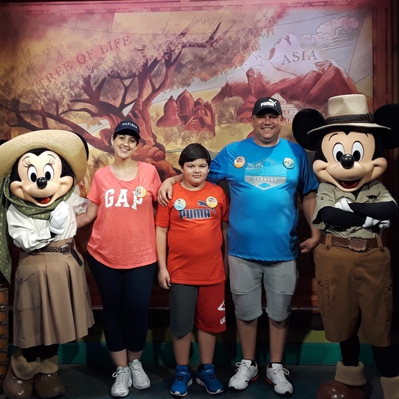 Profile Picture of Janaina Silva (@janamoreiras) on Poshmark