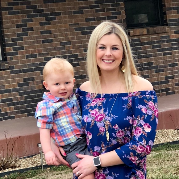 Leah Heston - Poshmark Profile Picture of Leah Heston (@leahheston) on Poshmark