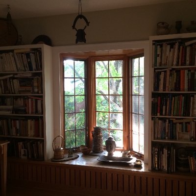 Profile Picture of Deborah Cromer (@CromerReads) on Twitter