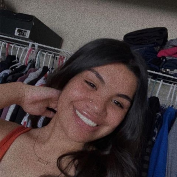 Profile Picture of Josephine Solofa (@solofajosephine) on Poshmark