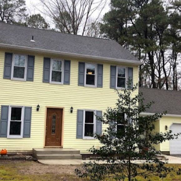 Profile Picture of Mariano Canuso (@mariano814) on Poshmark