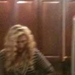 Profile Picture of Roseanne Cosgrove (@roseanne.cosgrove) on Facebook