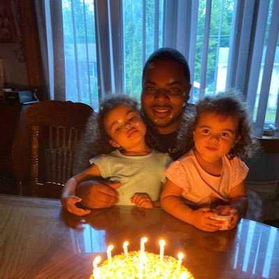 Profile Picture of Kevin Covington (@kcov528) on Twitter