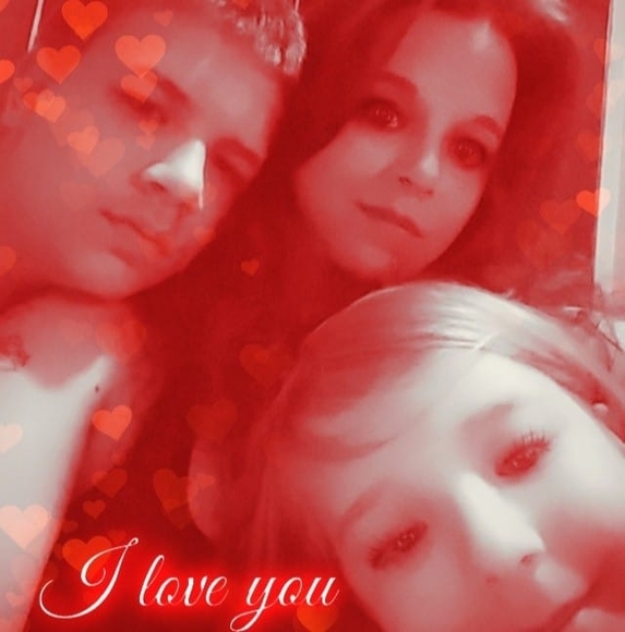 Profile Picture of Jessica Fletty (@jcflettymom88) on Poshmark