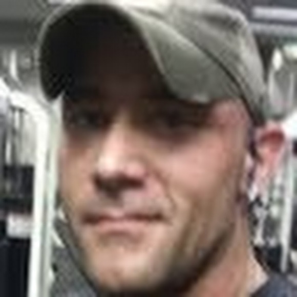 Profile Picture of Raymond Ray (@fubarray) on Poshmark