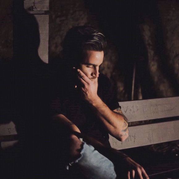 Profile Picture of Liron Nusinovich (@lironisan) on Poshmark