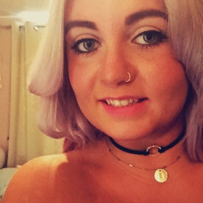 Profile Picture of Lucy Stott (@LucyNicoleStott) on Twitter