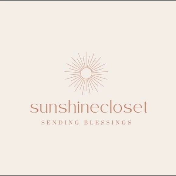 Profile Picture of Becky Statema (@hawkeye0) on Poshmark