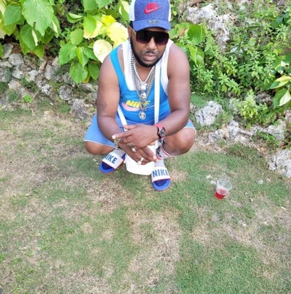 Nigel Pinnock - Poshmark Profile Picture of Nigel Pinnock (@nigelpinnock) on Poshmark