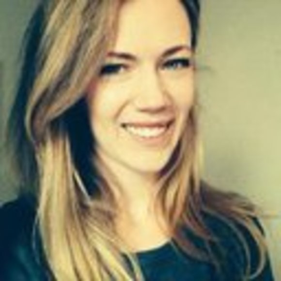 Profile Picture of Phyllis Arnold (@phyllisarnol609) on Poshmark