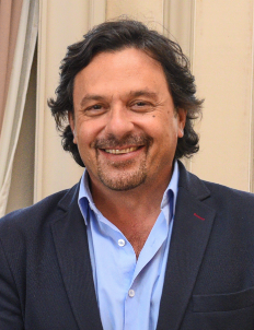 Profile Picture of Gustavo Sáenzon Wikipedia