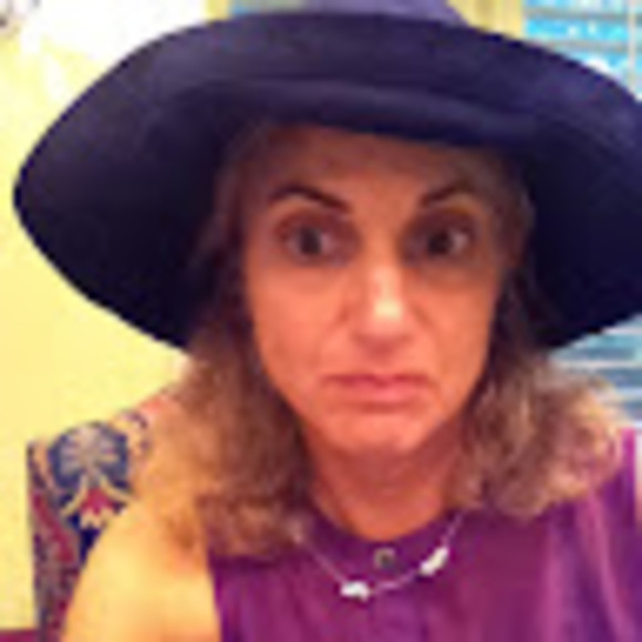 Profile Picture of Paula Schaffer (@paulaschaffer63) on Poshmark