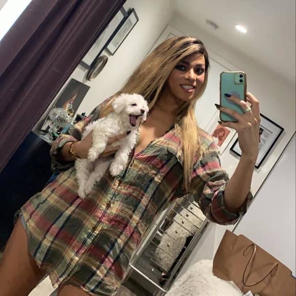 Profile Picture of Arisce Wanzer (@arisceposhspice) on Poshmark