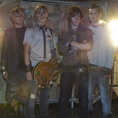 Profile Picture of Mae Fay (@McFay133) on Twitter