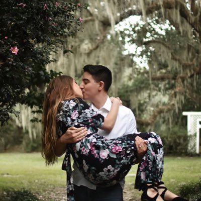 Profile Picture of Sara Espinoza (@sbudkey) on Twitter