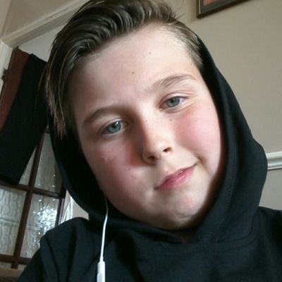 Profile Picture of Taylor (@TaylorMcnab2327) on Twitter