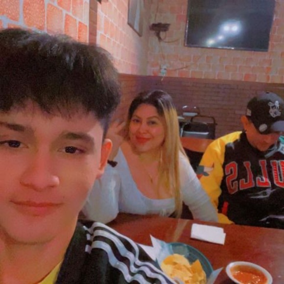 Profile Picture of Kevin Portillo (@reyes3234) on Poshmark