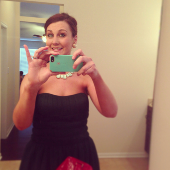 Profile Picture of Amanda Clay (@newmomontheblog) on Poshmark