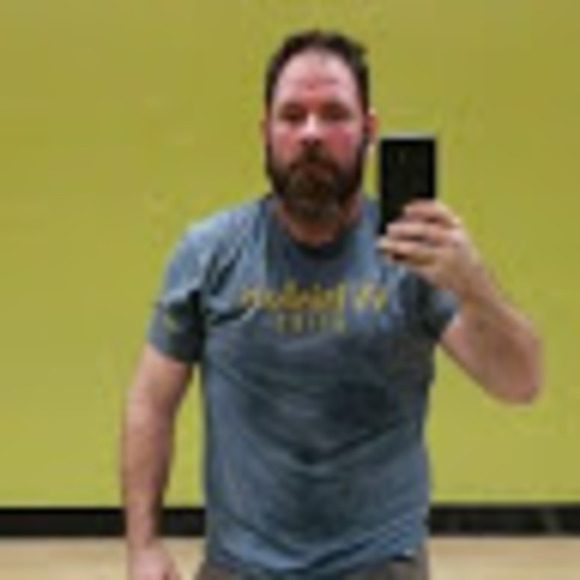 Profile Picture of Scott Ades (@unctony8) on Poshmark