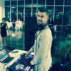 Profile Picture of Dj Bernz (@Joshua_Berns) on Twitter