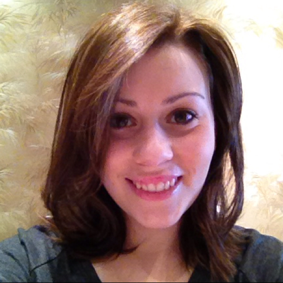 Profile Picture of M Squeri (@michele000oo) on Poshmark