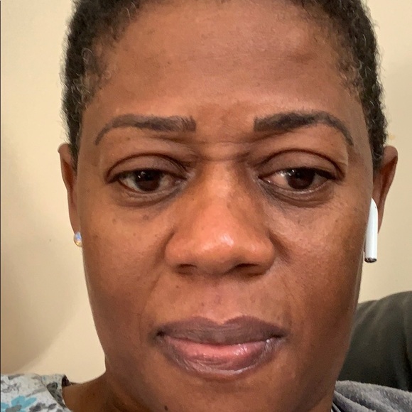 Profile Picture of Dawn Ingram (@dawni40) on Poshmark