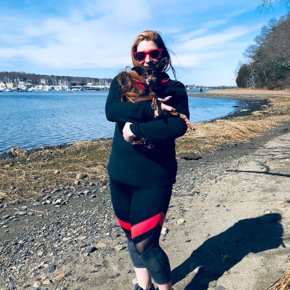 Profile Picture of Danielle Pigeon (@brns30) on Poshmark