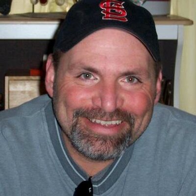 Profile Picture of Mike Ruelas (@saleur68) on Twitter