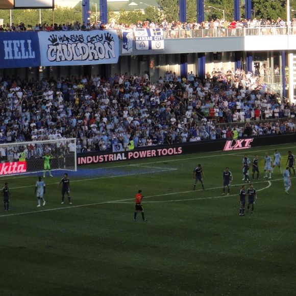 Profile Picture of Qian Huang (@amyhuangqian) on Poshmark