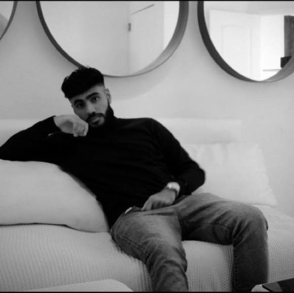 Profile Picture of Mazharul Mahdi (@mazharul) on Poshmark