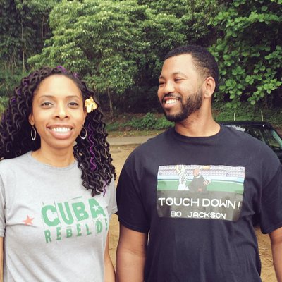 Profile Picture of Lauren Whitfield (@laurenmason301) on Twitter