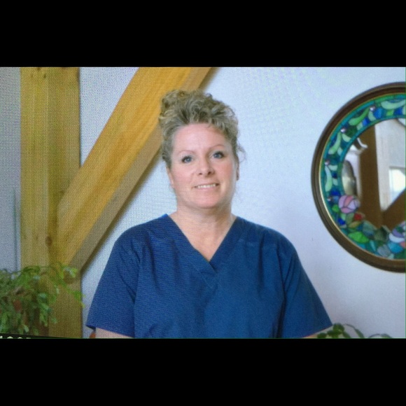 Profile Picture of Dawn Perrilles (@perrilles) on Poshmark