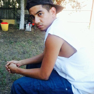 Profile Picture of Triple (@leaton_daved) on Twitter