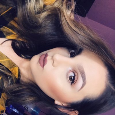 Profile Picture of Amanda Ramirez (@A_marie009) on Twitter