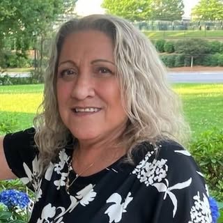 Profile Picture of Tina Gonsalves (@tina.gonsalves725) on Instagram